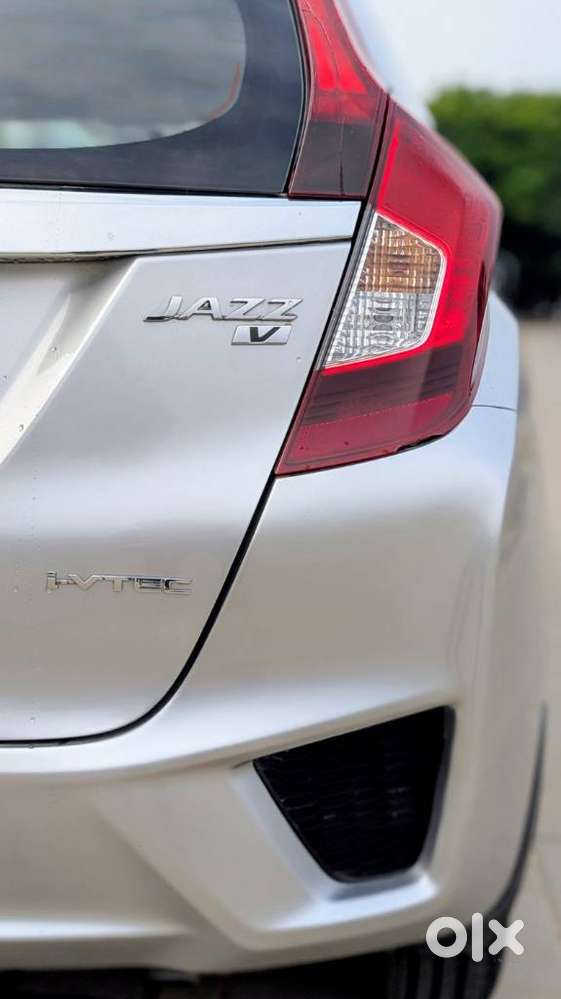 Honda Jazz V Automatic, 2016, Petrol