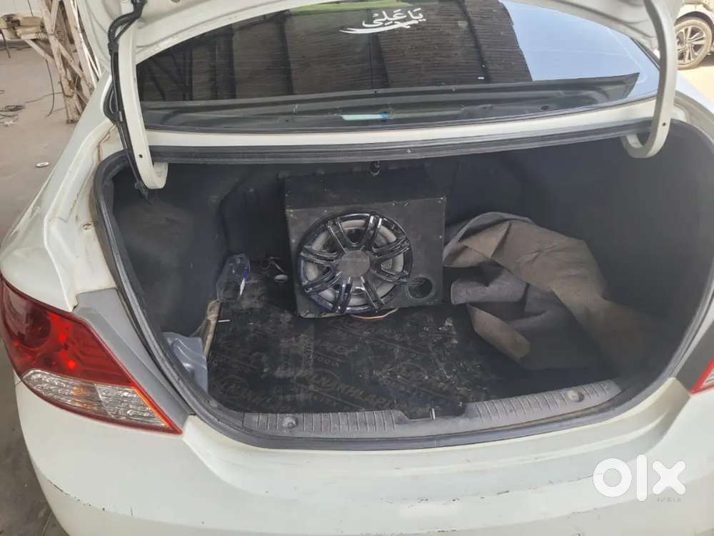 Hyundai Verna 2011