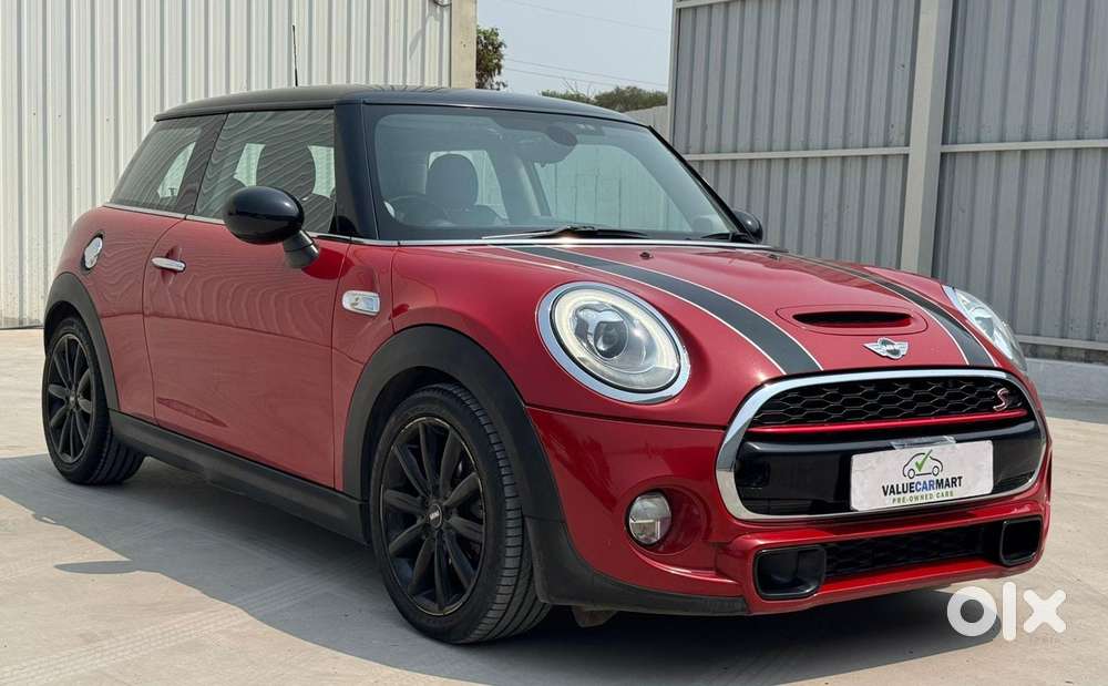 Mini Cooper 3 Door John Works, 2017, Petrol