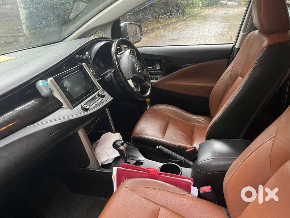 Toyota Innova Crysta 2018