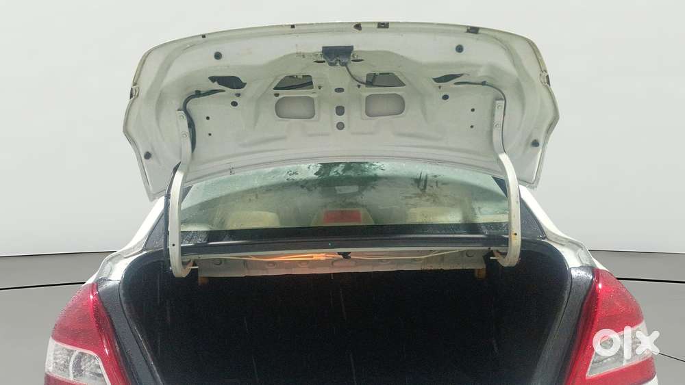 Maruti Suzuki Swift Dzire 1.3 Vxi, 2015, Petrol