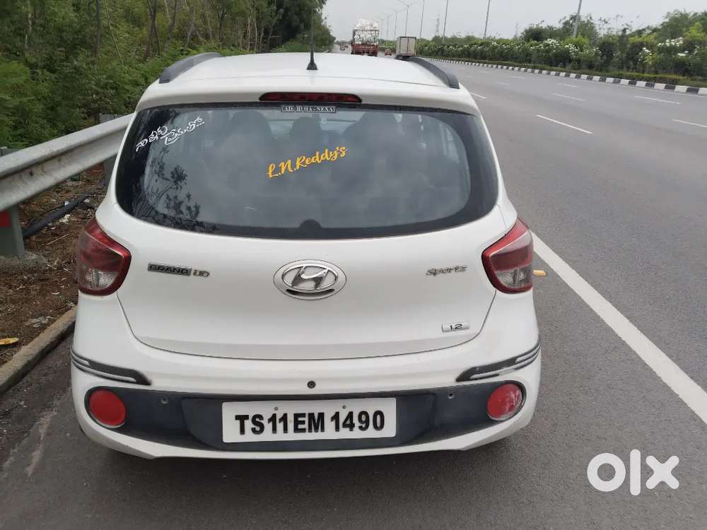 Hyundai Grand I10 2017 Petrol 60000 Km Driven