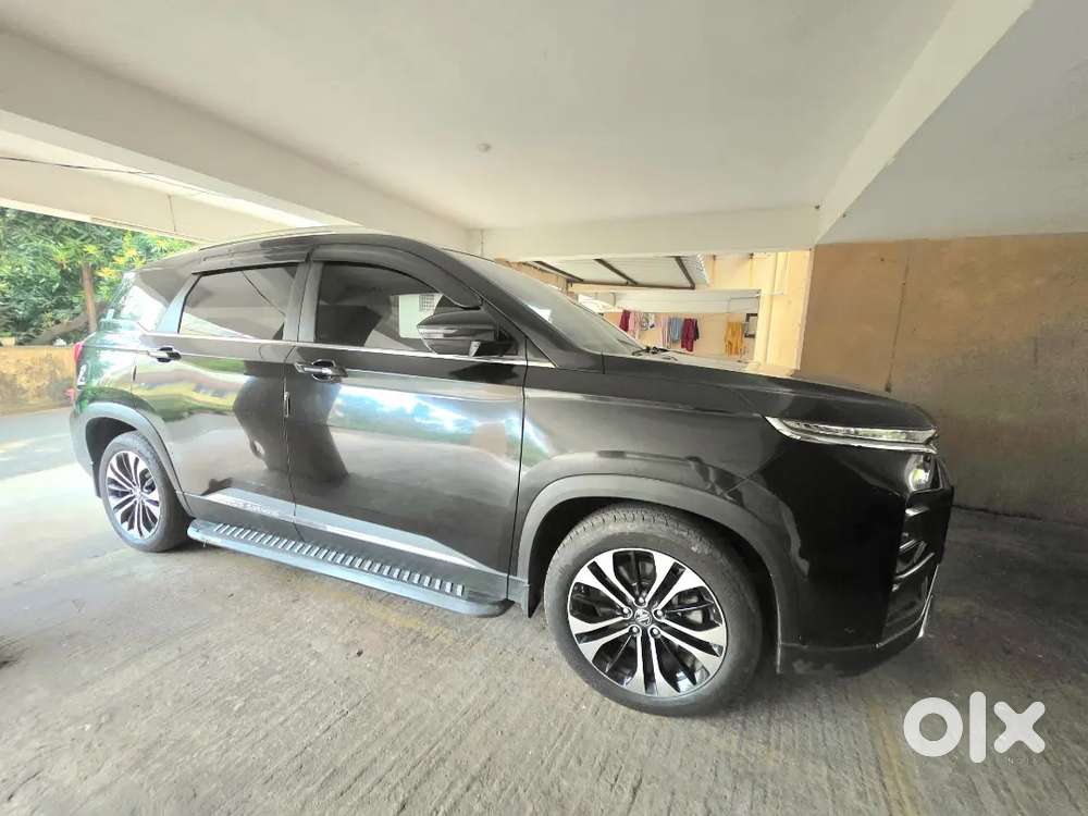 Mg Hector Plus 2023 Petrol 49000 Km Driven