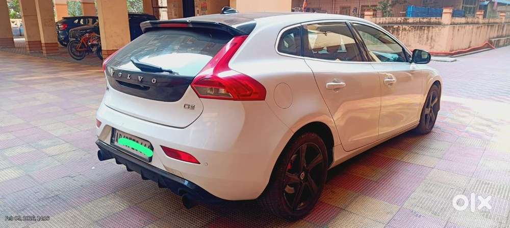 Volvo V40 2016 Diesel Well Maintained