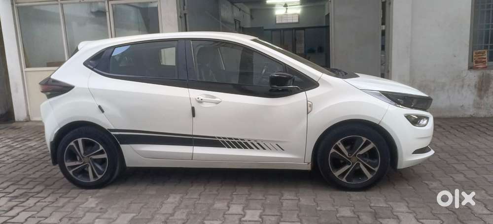 Tata Altroz Xz, 2020, Petrol