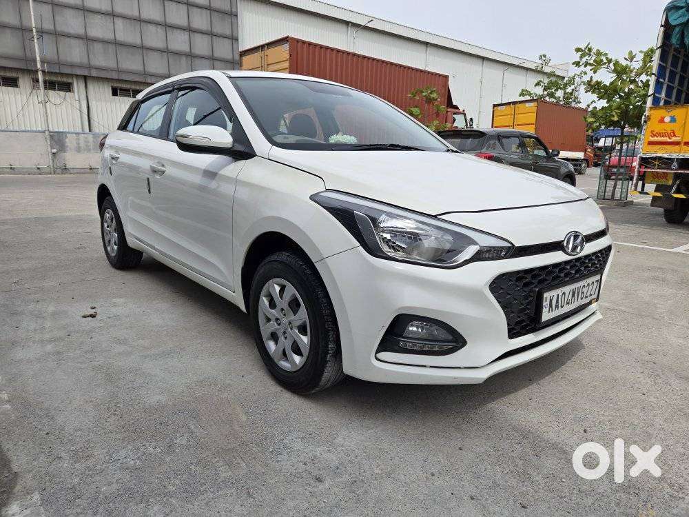 Hyundai I20 Sportz 1.2 Vtvt, 2018, Petrol