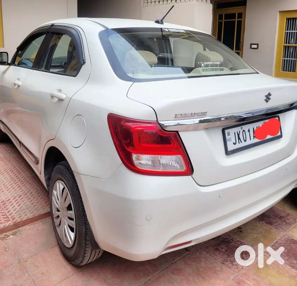 Maruti Suzuki Dzire 2019,automatic,bs6,petrol,1st Owner,white