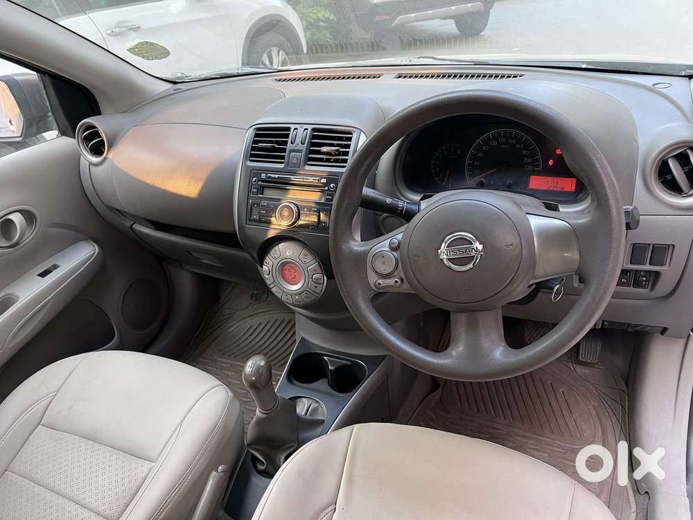 Nissan Sunny Special Edition, 2012, Petrol