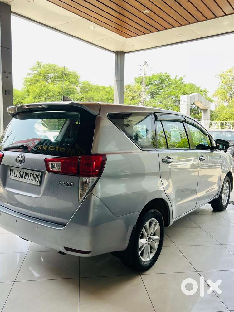 Toyota Innova Crysta 2.4 Gx Mt, 2017, Diesel