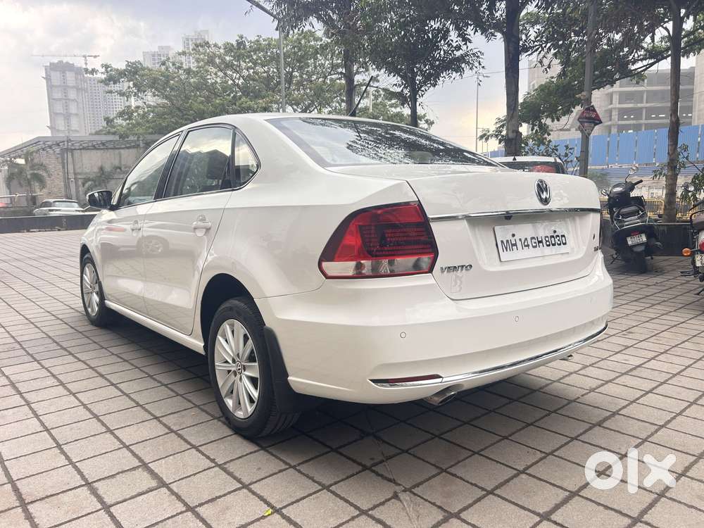 Volkswagen Vento 1.2 Highline Plus At 16 Alloy, 2017, Petrol