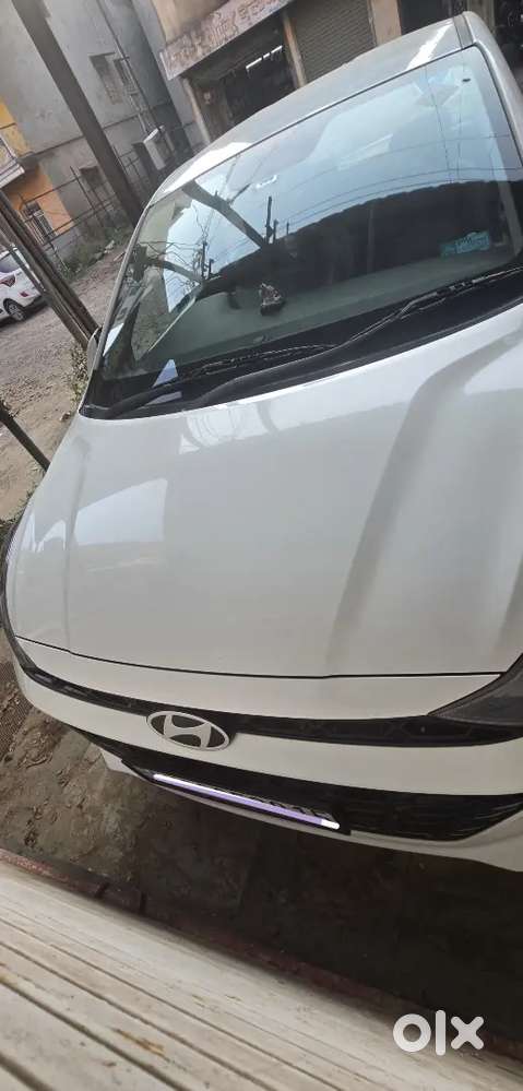 Hyundai Aura Cng 2023 32km