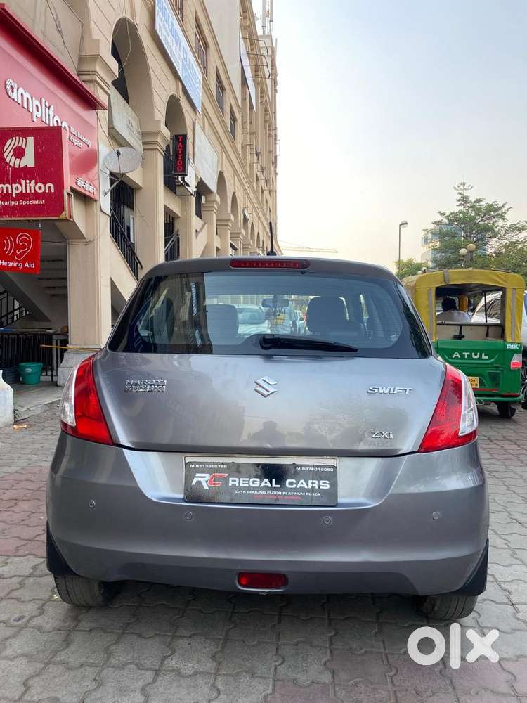 Maruti Suzuki Swift Vvt Zxi, 2015, Petrol
