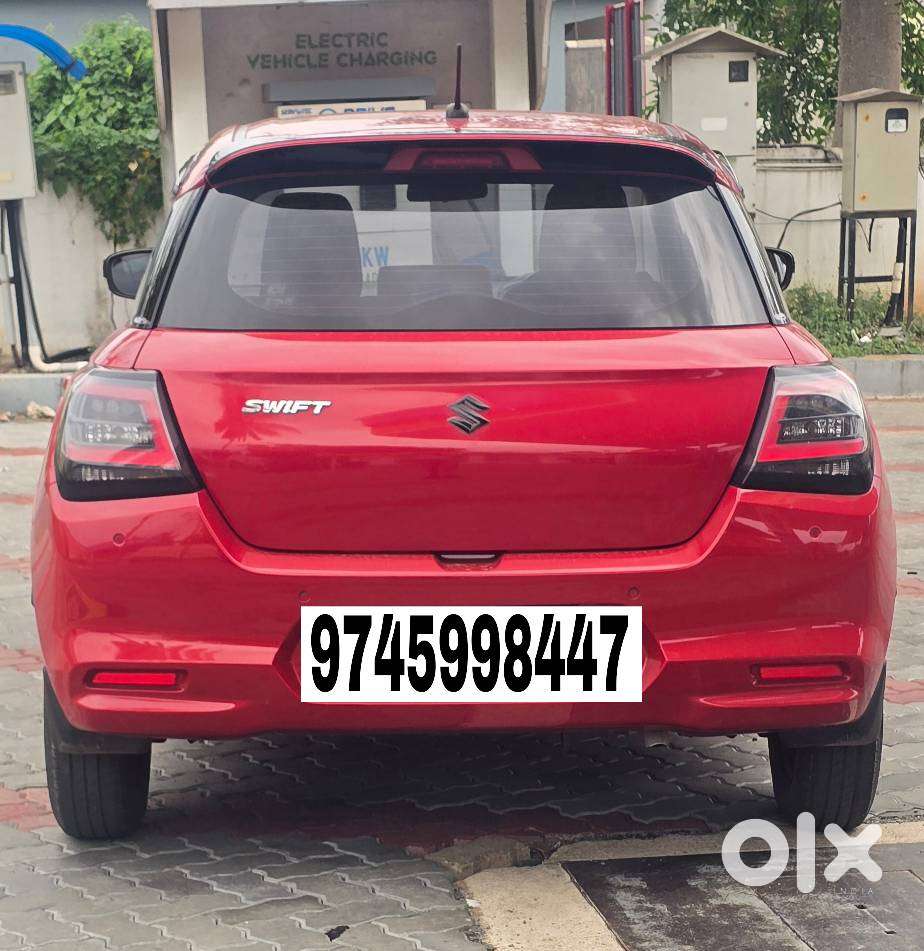 Maruti Suzuki Swift Vxi Optional, 2024