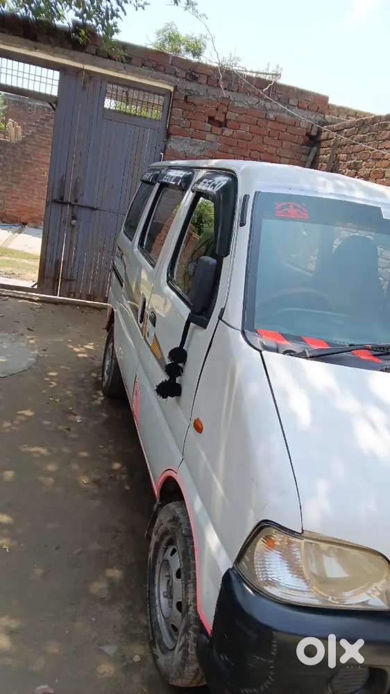 Maruti Suzuki Eeco 5 Str 2014 Lpg Laga Hua Hai Per Pass Nahin Hai