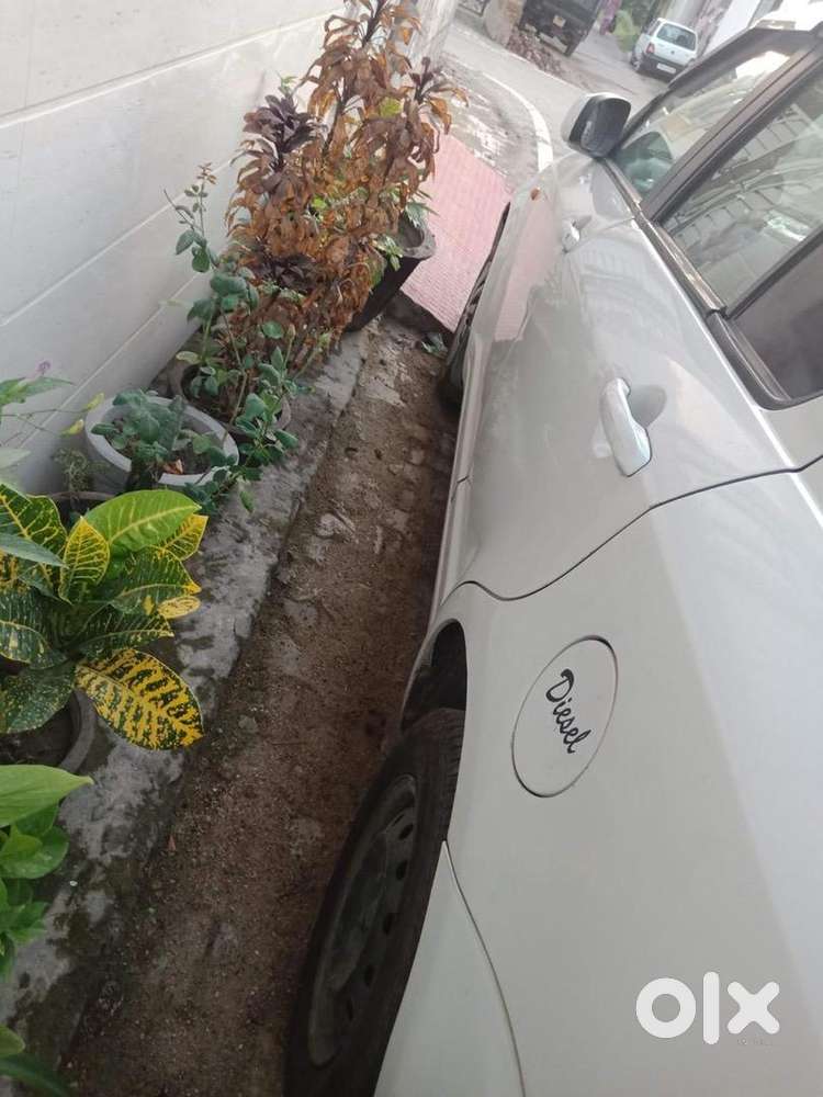 Maruti Suzuki Dzire 2015 Diesel Well Maintained