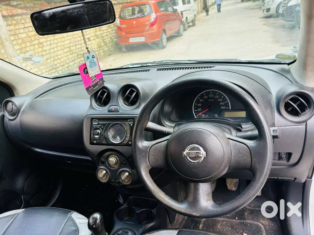 Nissan Micra Active 2013