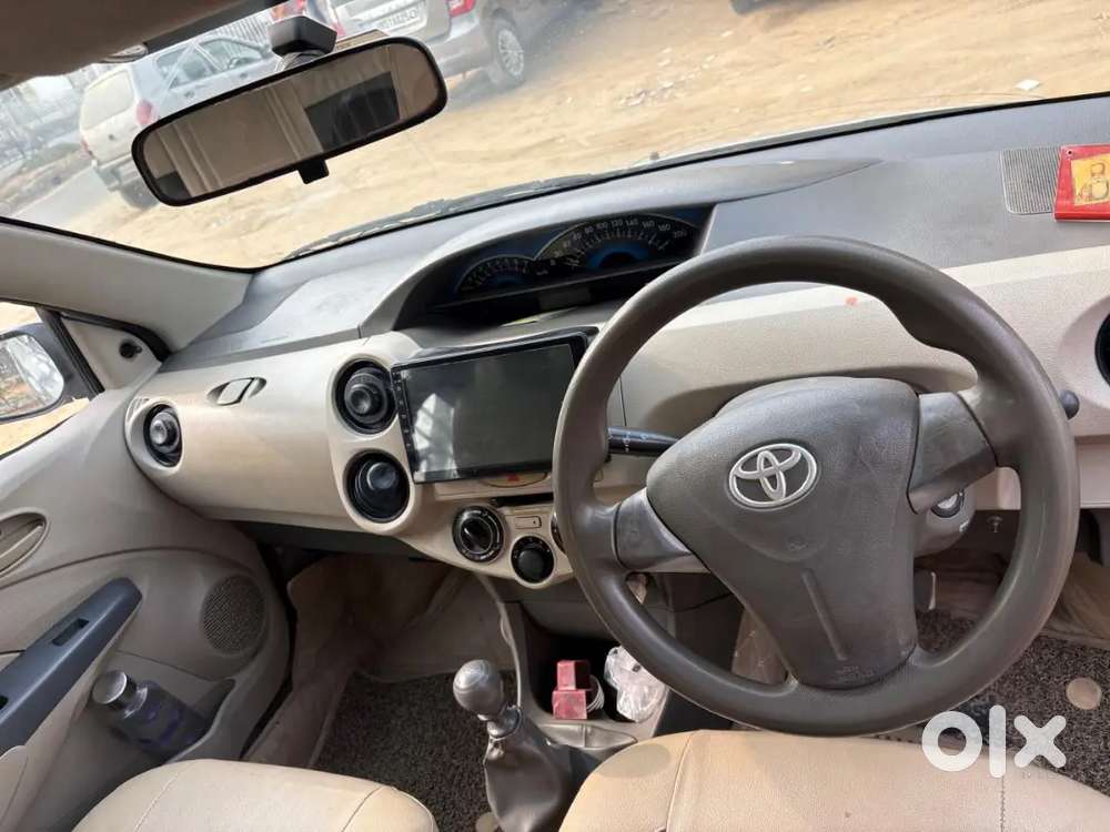 Toyota Etios 2015 Diesel 150000 Km Driven