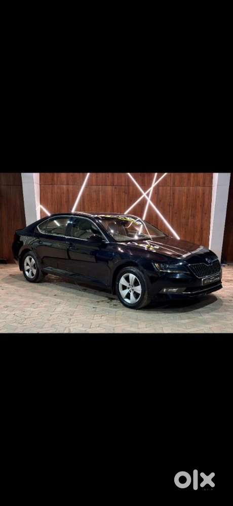 Skoda Superb Style 2.0 Tdi At, 2016, Petrol
