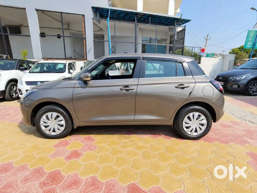 Maruti Suzuki Swift Vxi, 2024, Petrol