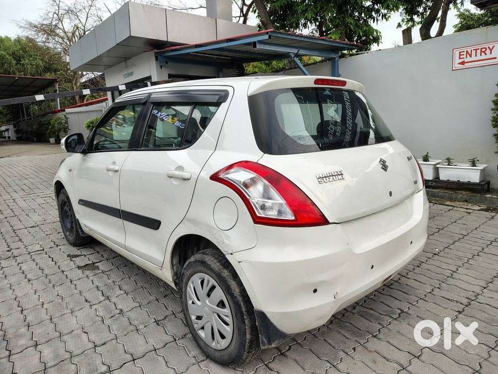 Maruti Suzuki Swift, 2015, Petrol