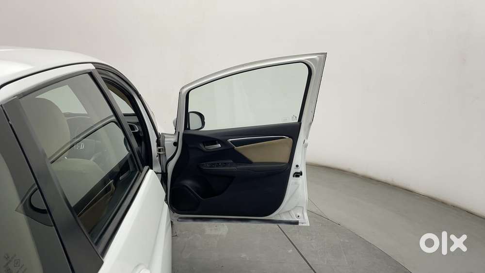 Honda Jazz V Cvt, 2017, Petrol