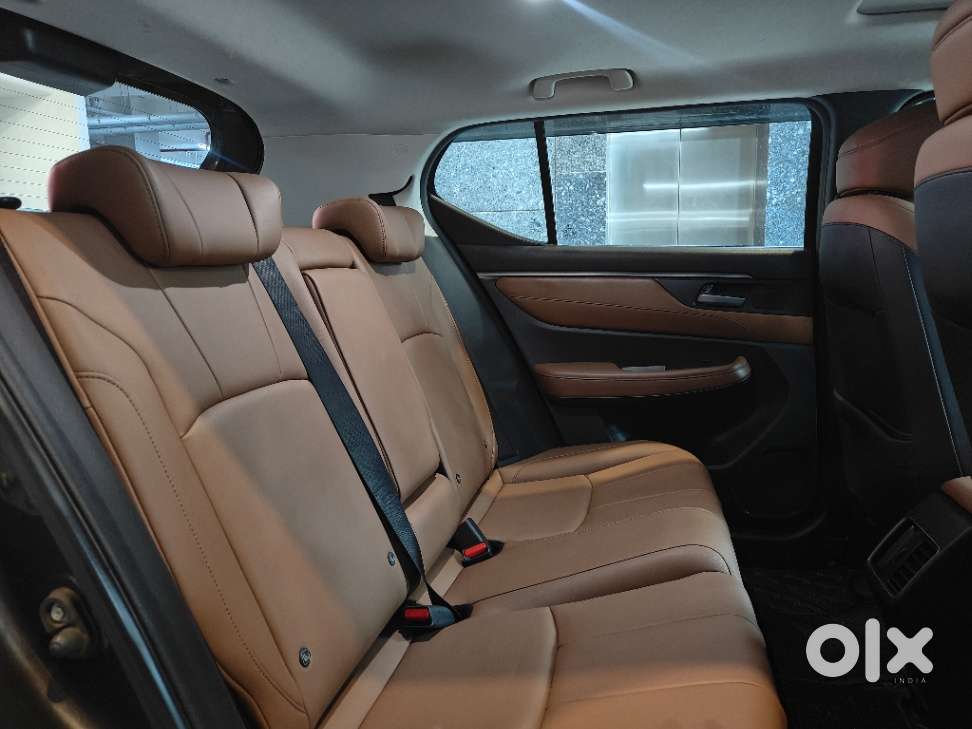 Honda Elevate Zx Cvt, 2023, Petrol