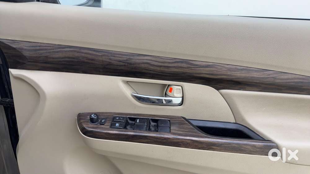 Maruti Suzuki Ertiga Zxi Plus Shvs, 2021, Petrol