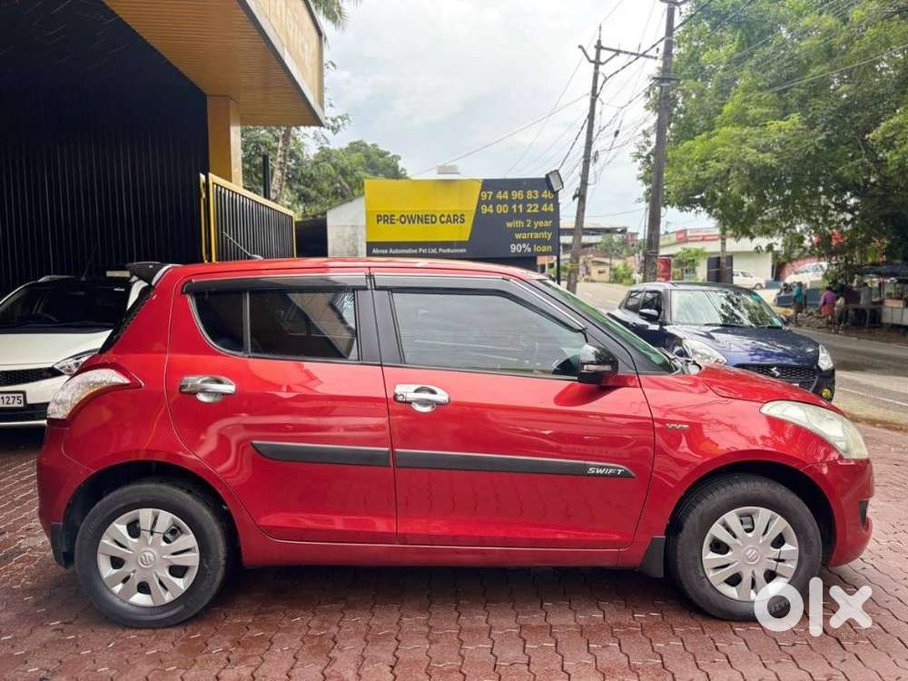 Maruti Suzuki Swift Vxi Optional, 2014, Petrol