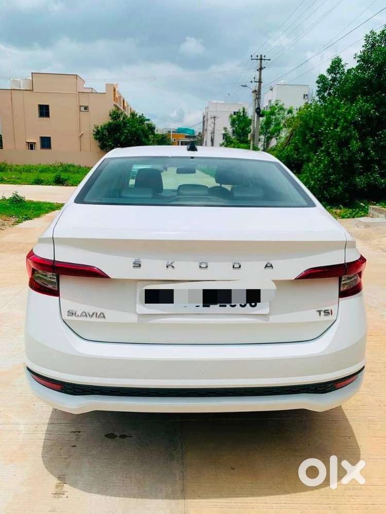 Skoda Slavia Ambition 1.5l Tsi Dsg, 2023, Petrol