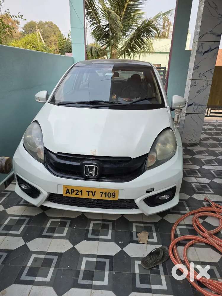 Honda Amaze 2016 Diesel Well Maintained