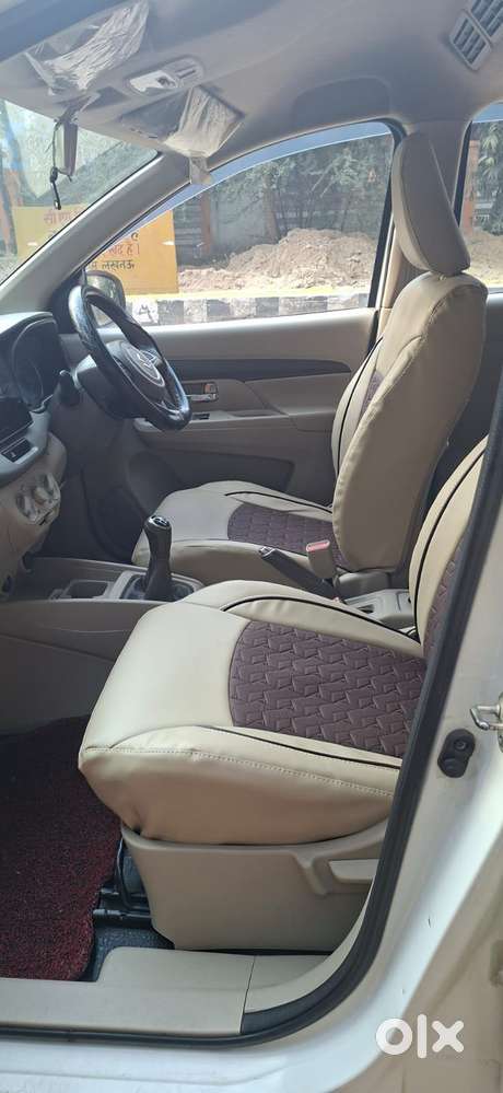 Maruti Suzuki Ertiga Vxi At Petrol, 2021, Petrol