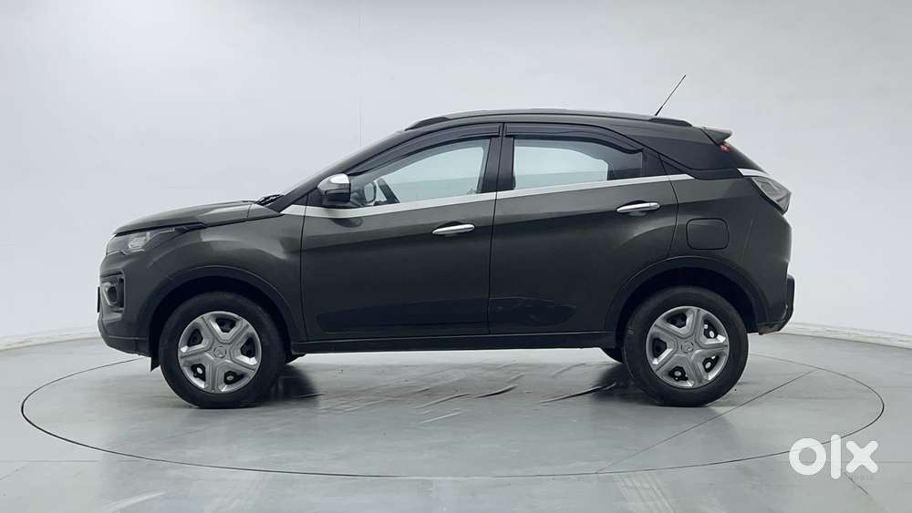 Tata Nexon 1.5 Revotorq Xm (s), 2021, Diesel