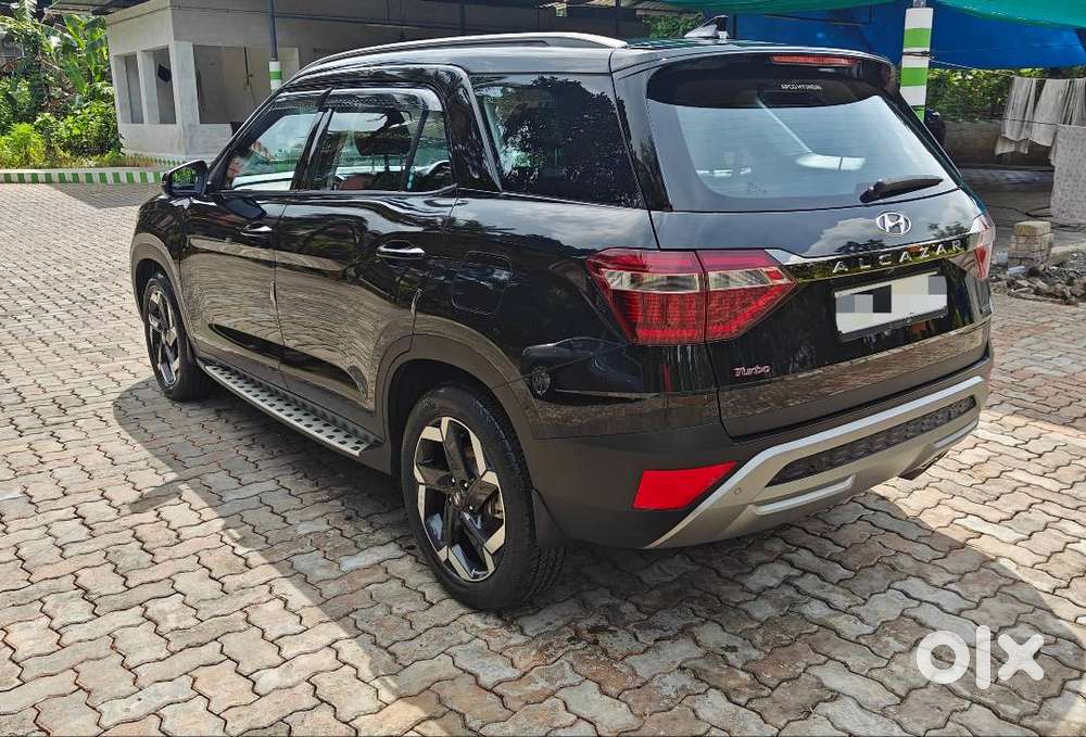 Hyundai Alcazar 2023 Petrol Well Maintained