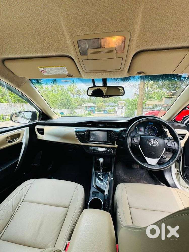 Toyota Corolla Altis 2013-2017 Vl At, 2016, Petrol