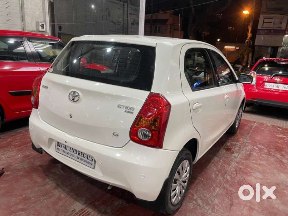 Toyota Etios Liva 2011-2012 G, 2012, Petrol