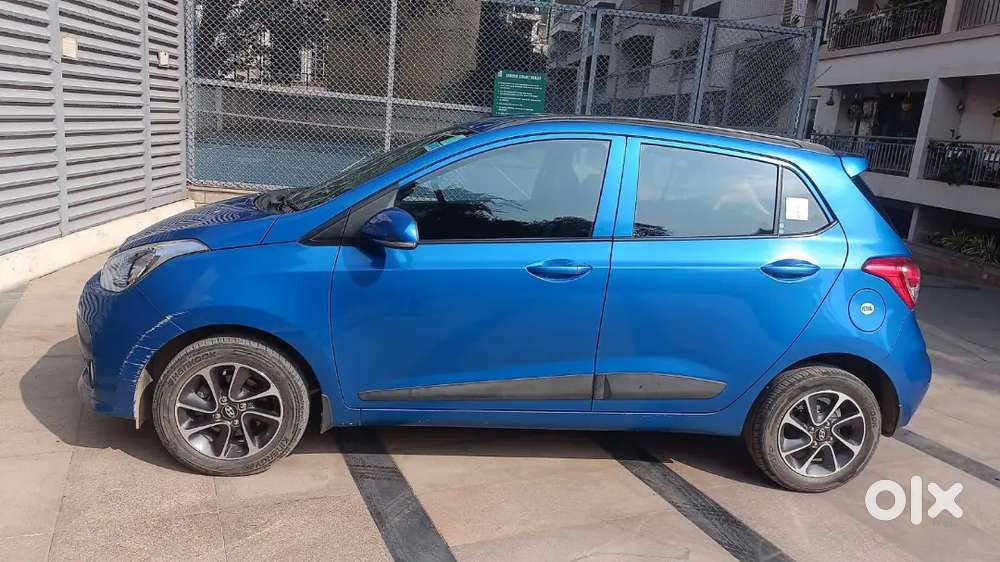 Hyundai I 10 Electric Blue