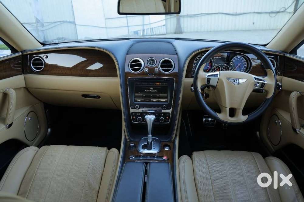 Bentley Flying Spur V8 Petrol, 2014, Petrol