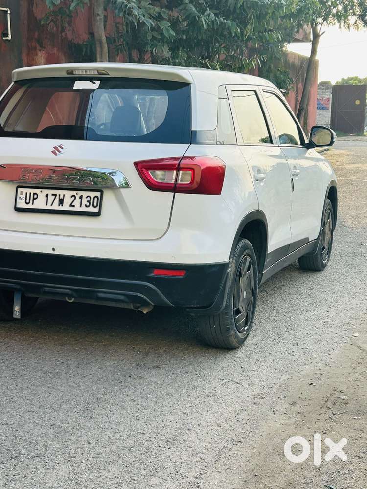 Maruti Suzuki Brezza 1.5 Lxi Smart Hybrid, 2022, Petrol