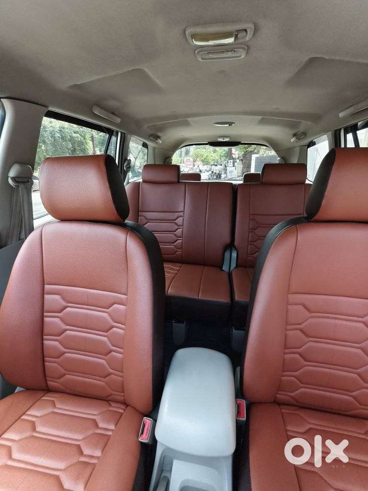 Toyota Innova 2.5 G (diesel) 8 Seater Bs Iv, 2012, Diesel