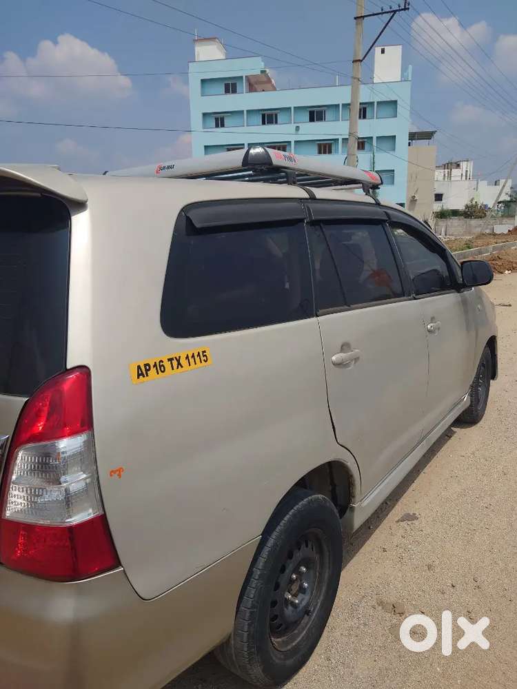 Toyota Innova 2007 Diesel 400000 Km Driven