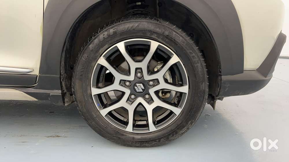 Maruti Suzuki Xl6 1.5 Zeta At, 2023, Petrol