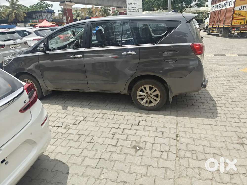 Toyota Innova Crysta 2017 Diesel 170000 Km Driven