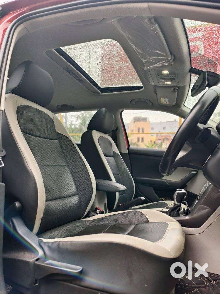 Volkswagen Taigun 1.0 Tsi Topline At, 2022, Petrol