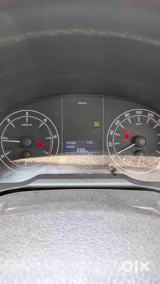 Toyota Innova Crysta [2020-ongoing] 2.7 Gx Mt 7 Str, 2023, Diesel