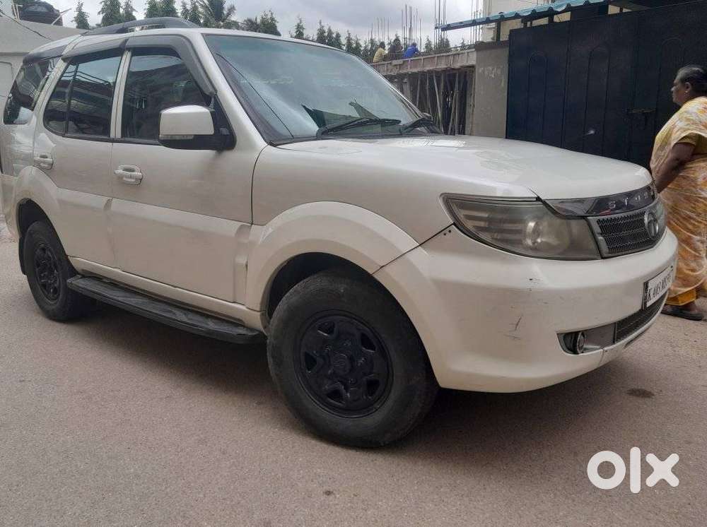 Tata Safari Storme Lx, 2013, Diesel