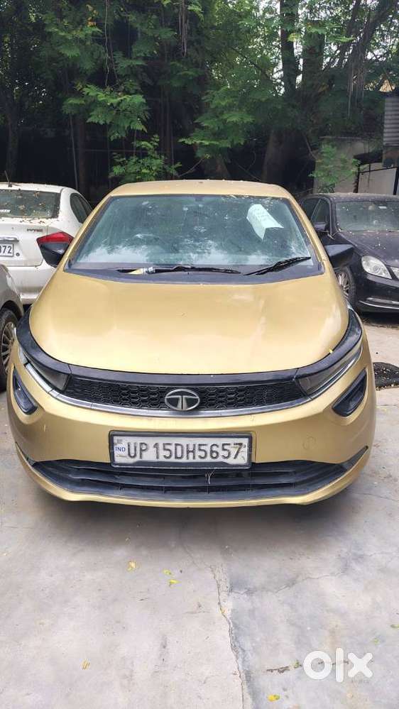 Tata Altroz 1.2 Xe, 2020, Petrol