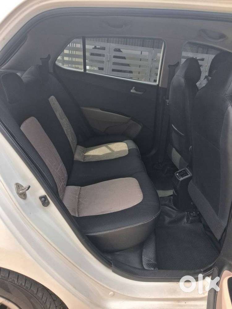 Hyundai Grand I10 Sportz, 2014, Petrol