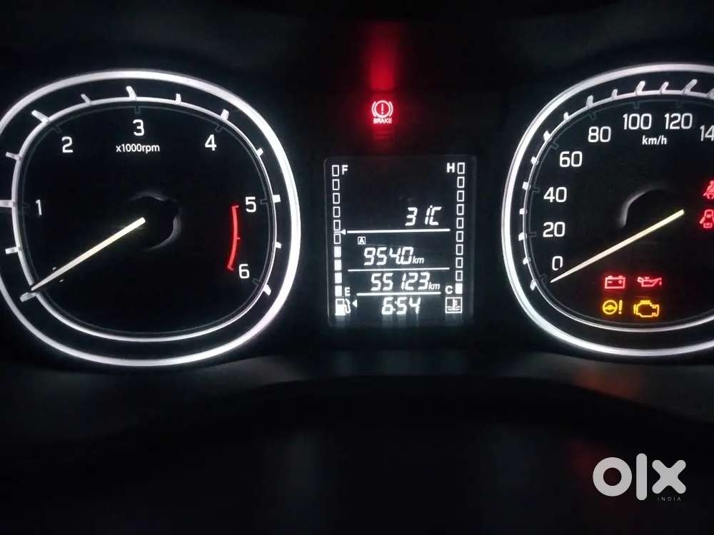 Even Condition Gadi 2017 Second Owner 55000 Chali Jaise Lena Vahi Sa