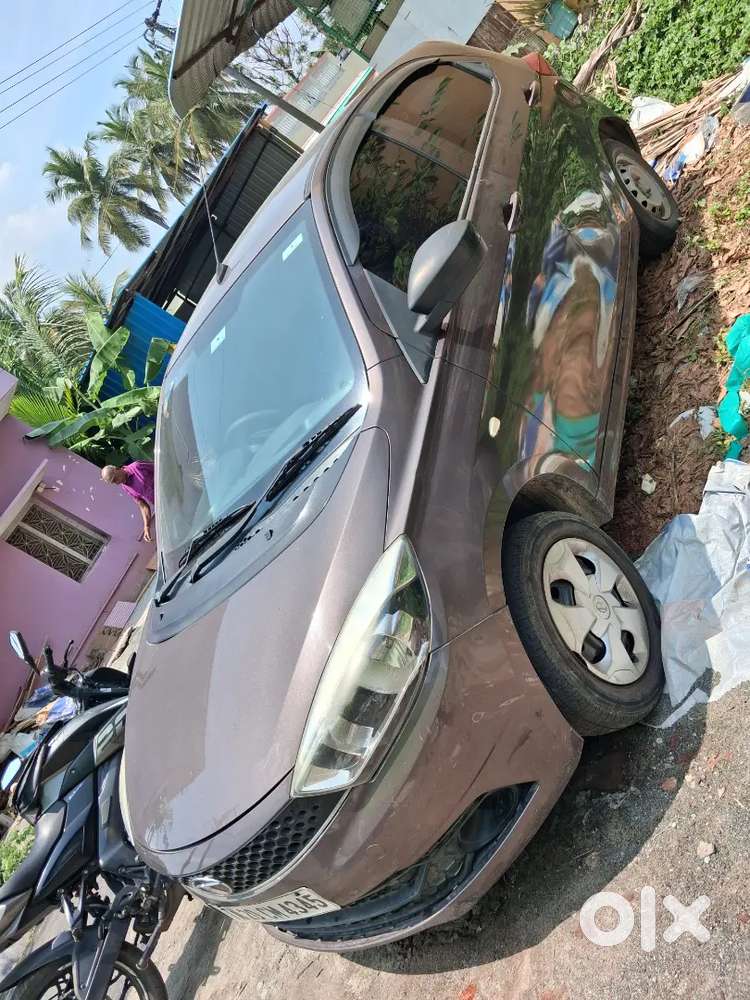Tata Tiago 2017