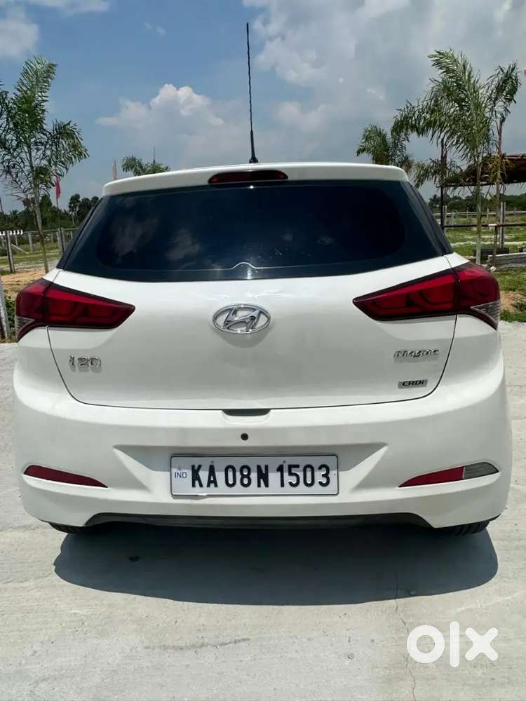 Hyundai Elite I20 2017 Diesel 110000 Km Driven